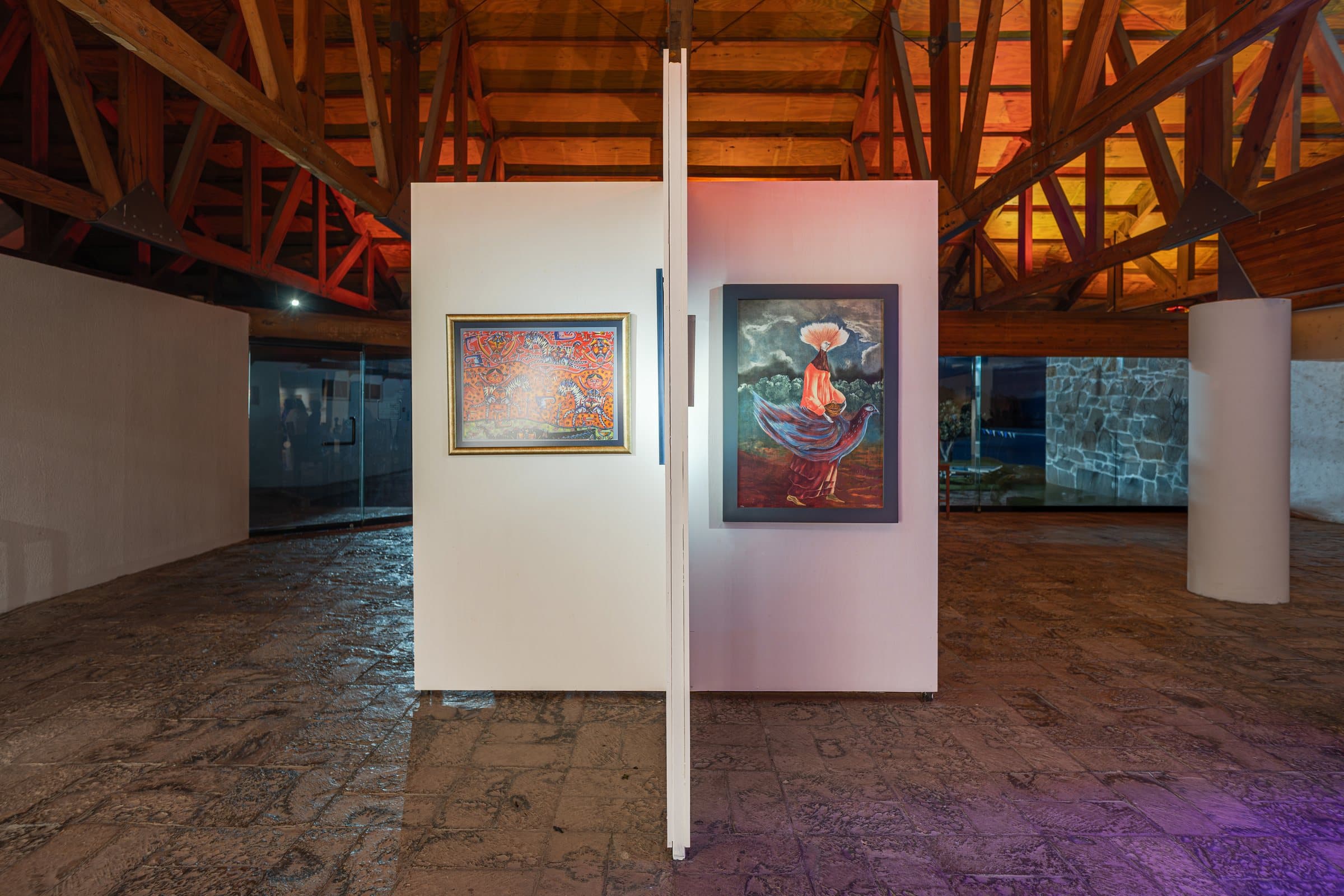 BASE, exposición